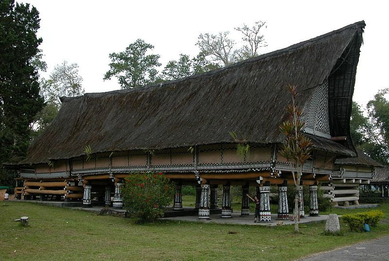 rumah adat sumatera-rumah bolon