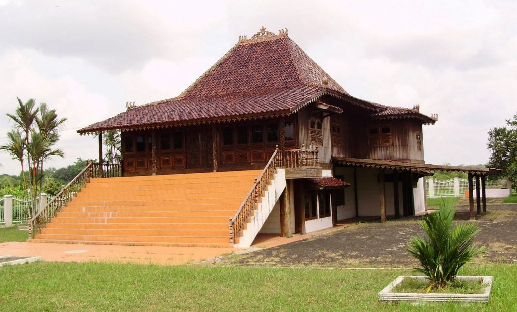 rumah adat sumatera-rumah limas