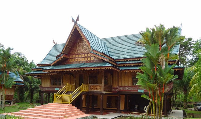 contoh rumah adat sumatera