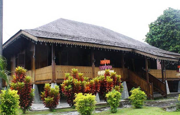 Rumah adat sumatera