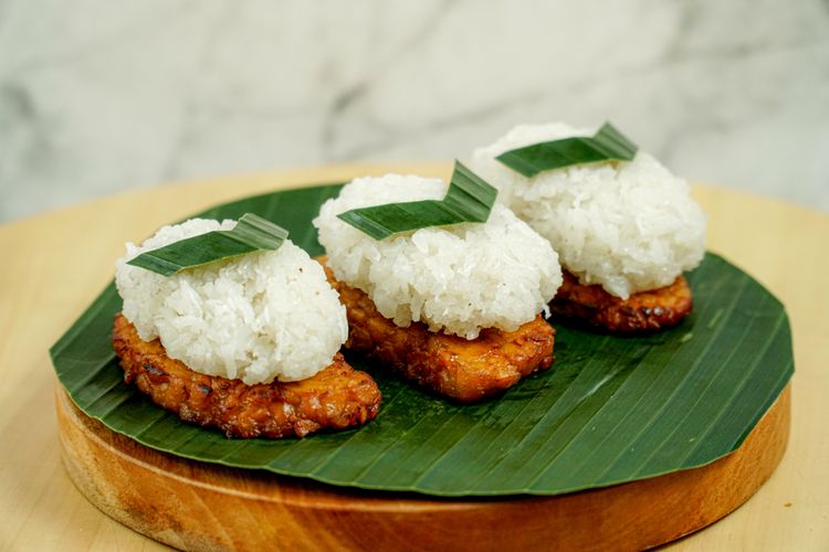 Makanan Khas Jogja Jadah Tempe